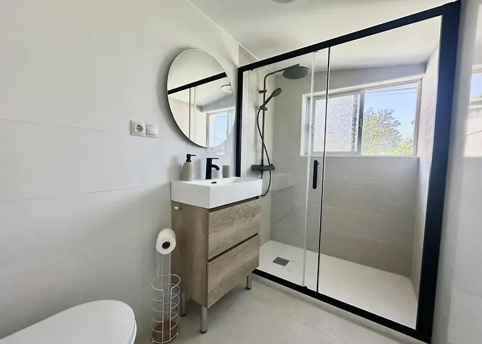 Casa Independiente -12020 Ajo